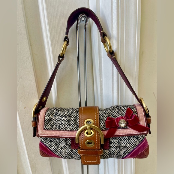 Coach Handbags - Coach Soho Tweed Demi Flap Y2K Shoulder Bag EUC